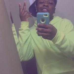 Meet your Posher, Johnathon